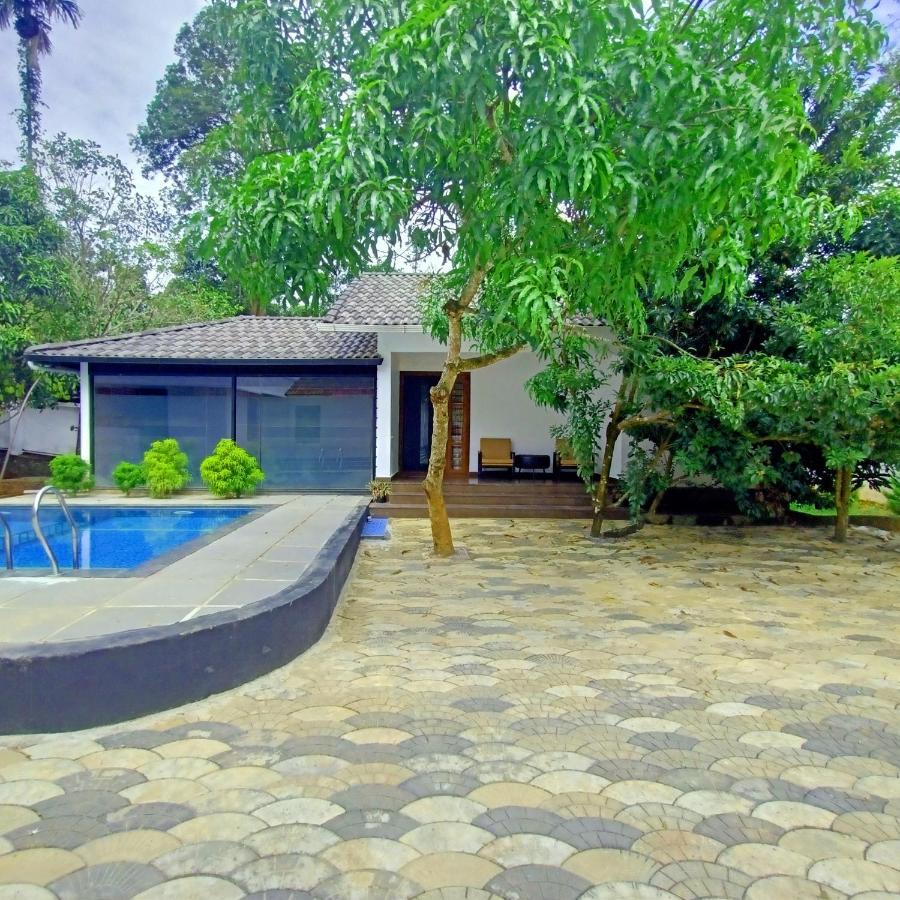 Empire Pool Villa And Common Pool Kalpetta Exterior photo